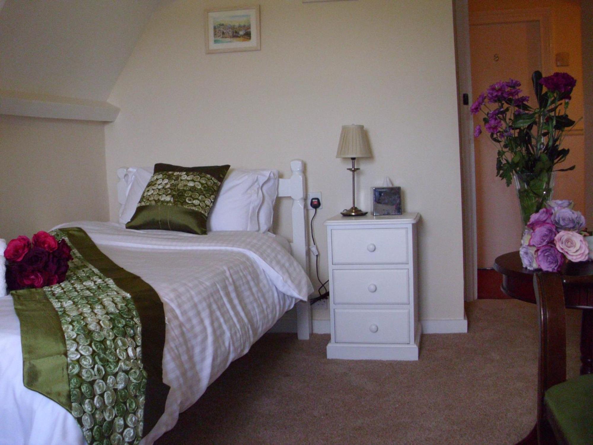 Bed & Breakfast Estoril 4*