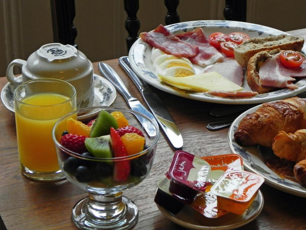 Estoril Bed & Breakfast 4*
