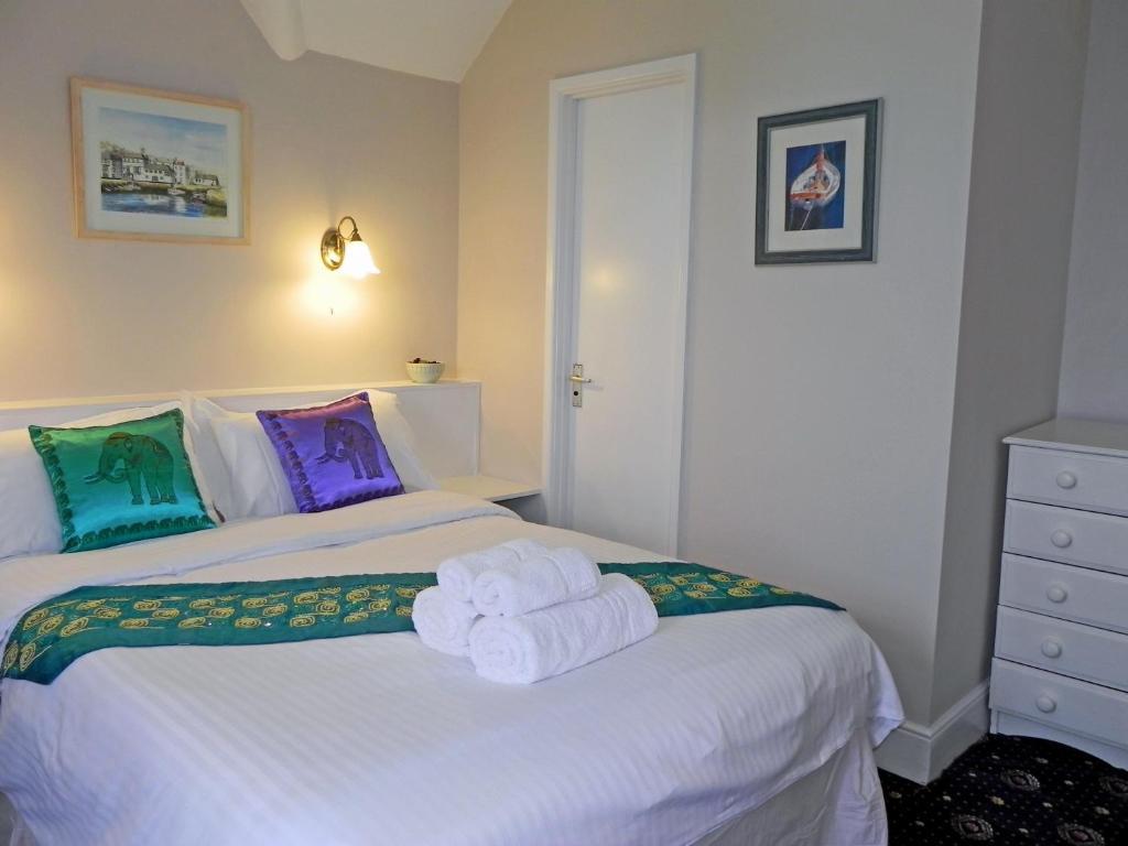 Estoril Couette-café 4*